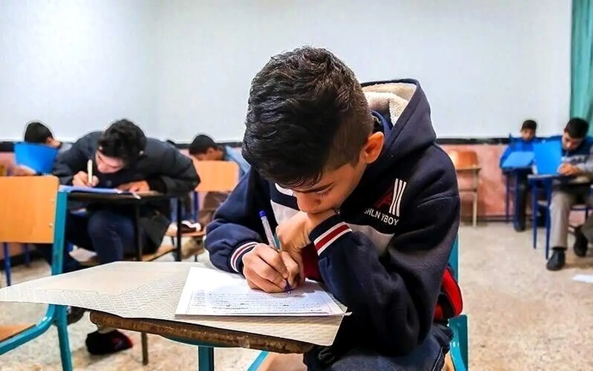 شاهکار خنده دار دانش آموز تنبل در پاسخ به سوال ریاضی حماسه ساز شد/ عکس
