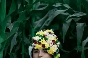 مائده سریال زخم کاری با تاج گل جذاب/ عکس