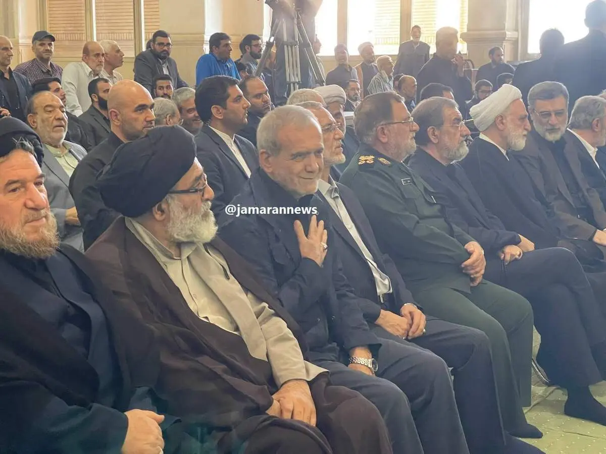 مسعود پزشکیان در مراسم چهلم شهید رئیسی