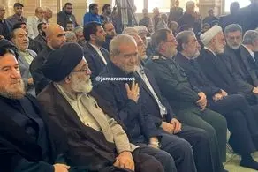 مسعود پزشکیان در مراسم چهلم شهید رئیسی