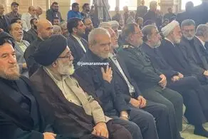 مسعود پزشکیان در مراسم چهلم شهید رئیسی