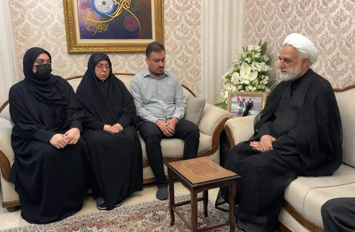 اولین عکس از همسر و فرزندان حسین امیرعبداللهیان پس از شهادت او‌ + ببینید 