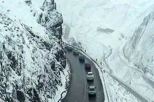 بارش باران و برف در جاده‌های ۱۰ استان