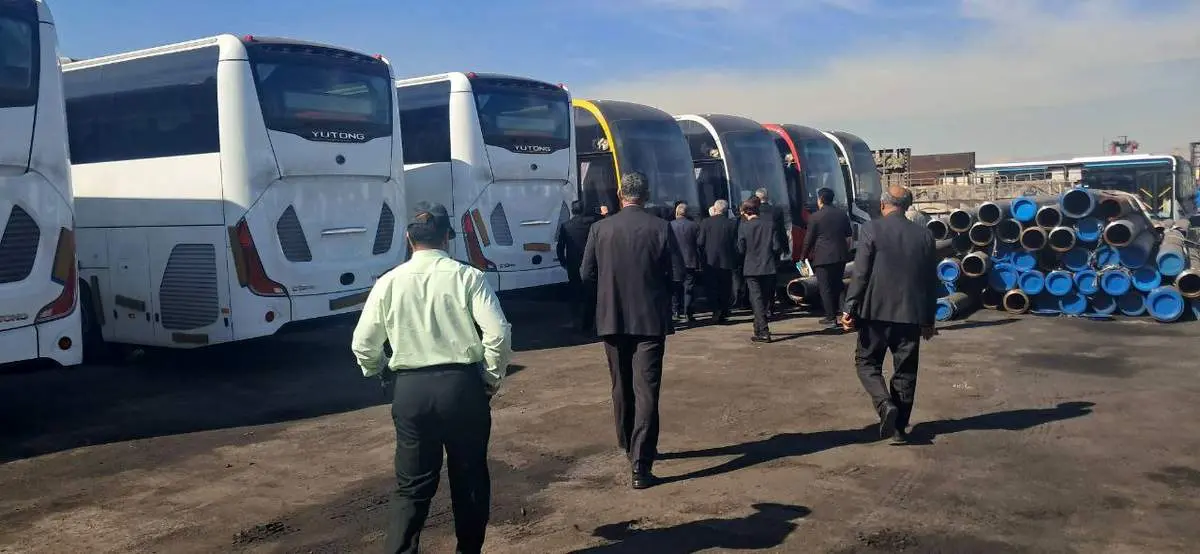 سری دوم از اتوبوس‌‌های برقی شهرداری تهران از بندر شهید رجایی ترخیص شد