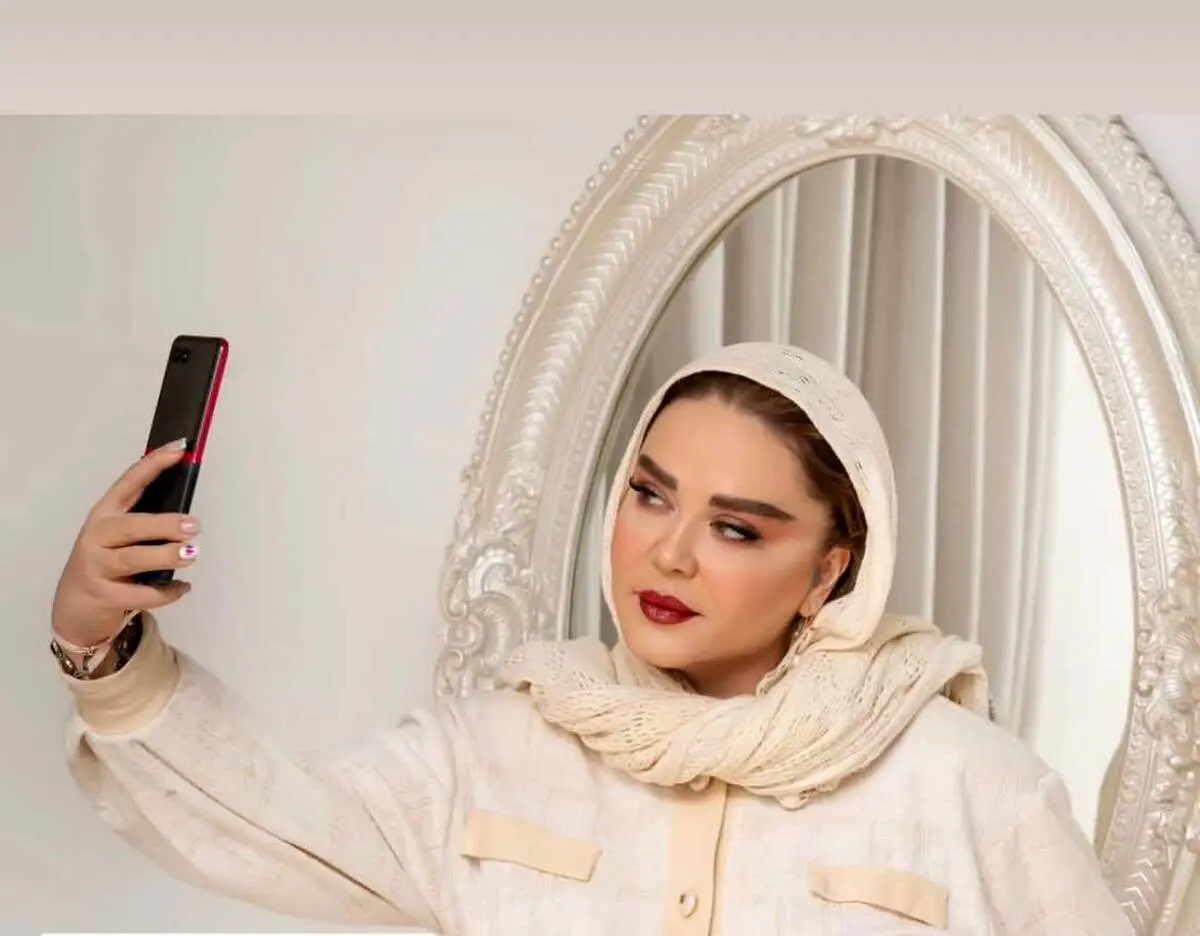 بهاره رهنما در تهران باربی شد/ عکس
