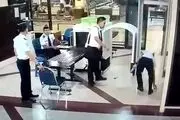 خلبان مست مسافران پرواز را فراری داد! + عکس