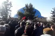 این بازیگر مشهور و زیبای هالیوود به یمن سفر می‌کند/ ببینید