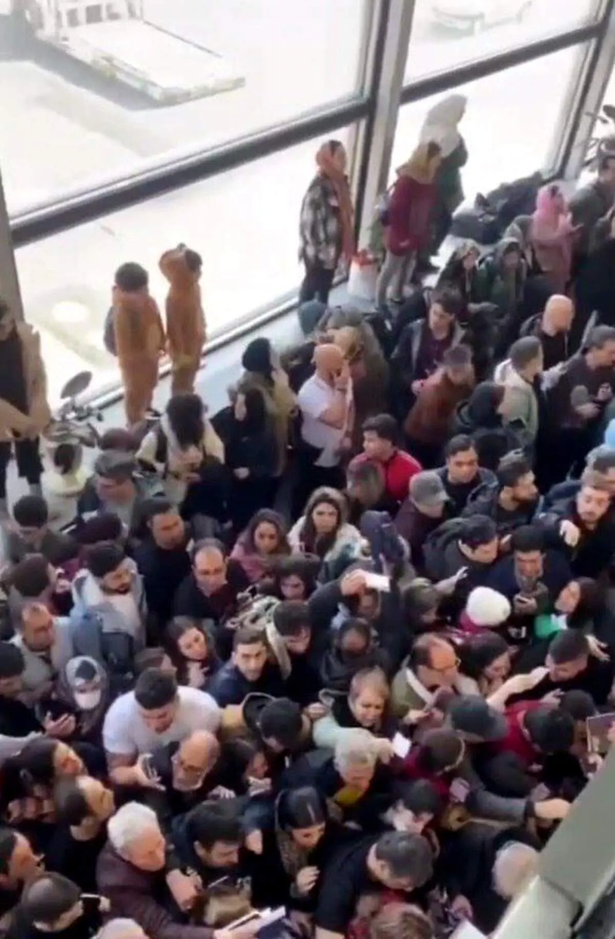 دلیل ازدحام دریافت ارز مسافرتی مشخص شد

