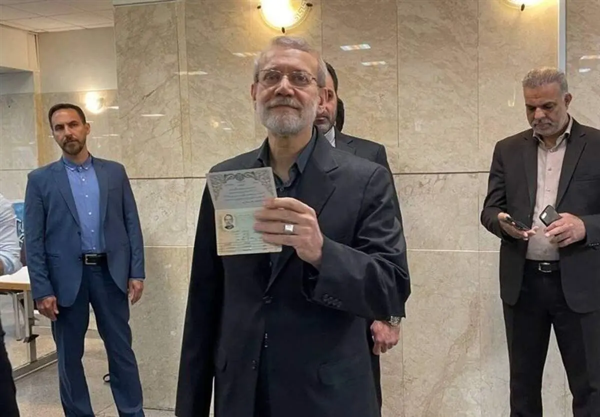 عکس از شناسنامه علی لاریجانی + ببینید 
