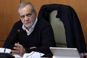 پزشکیان: باید برای مردمی که از کشور، نظام و رهبری حمایت کرده‌‎اند کاری کارستان انجام دهیم