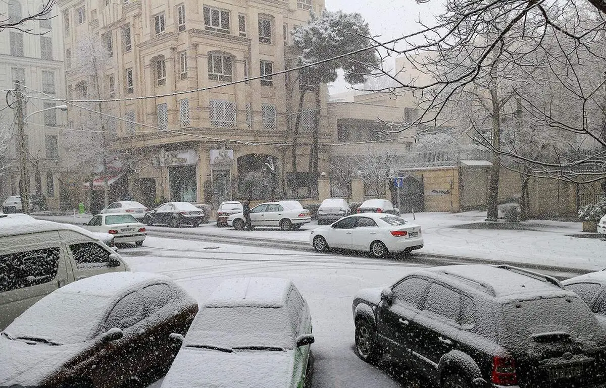 هم اکنون؛ بارش شدید و زیبای برف در این منطقه