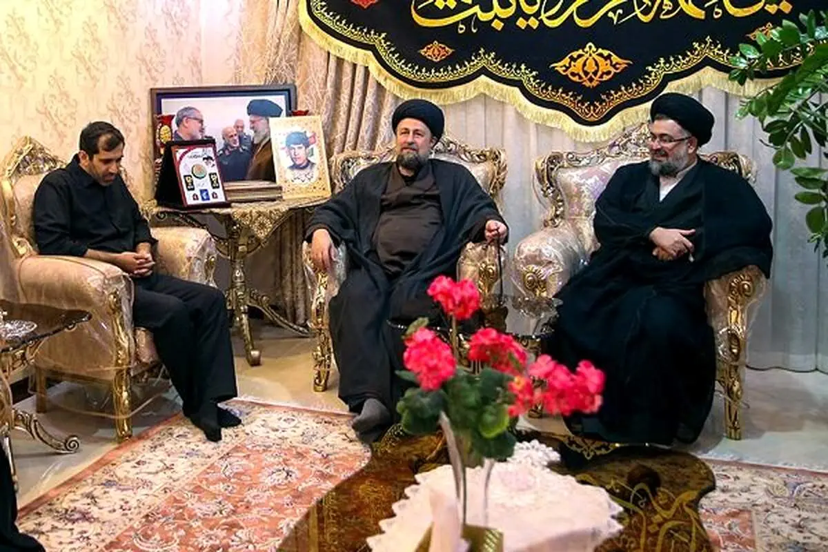 حضور سیدحسن خمینی در منزل سردار سپهبد شهید