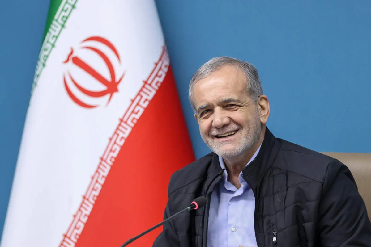 پیام تبریک پزشکیان در پی قهرمانی مقتدرانه تیم‌های ملی کشتی آزاد و فرنگی