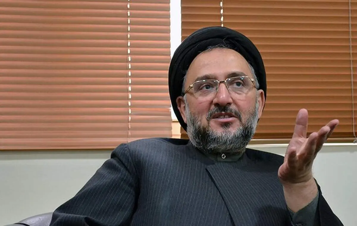 دکتر روحانی و ناطق نوری را به عنوان امامان جمعه تهران منصوب کنید 