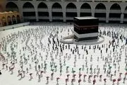 لحظه بارش بی سابقه باران در مسجدالحرام 