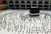 لحظه بارش بی سابقه باران در مسجدالحرام 