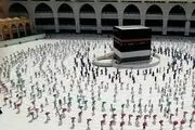 لحظه بارش بی سابقه باران در مسجدالحرام 