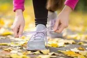 زندگی عجیب زنی با پاهای وارونه+ عکس