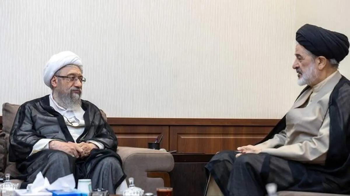 آملی لاریجانی: مطالبه‌گری روحانیت از دولت باید واقع‌بینانه باشد