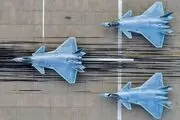  جنگنده‌ای که قصد غرق کرن ناو آمریکا را دارد