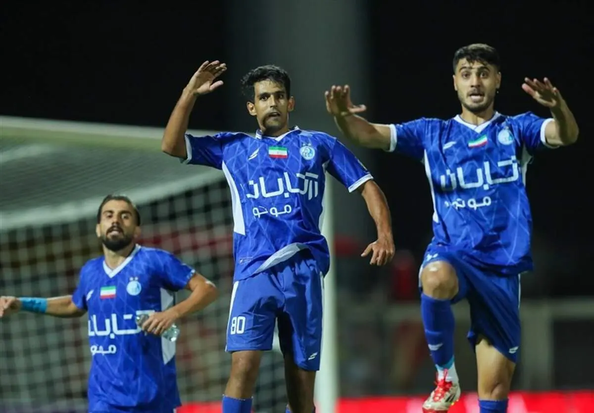 بازگشت دو بازیکن به تمرین استقلال