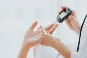 افراد مبتلا به دیابت با این روش‌ها مصرف شیرینی را کم کنند