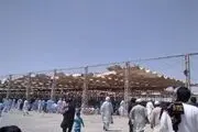 حمله اغتشاشگران به فرمانداری خاش با سنگ و سلاح