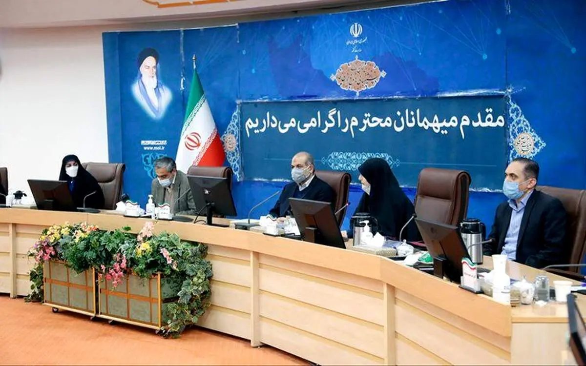 هیچ کاری مهمتر از پرداختن به موضوع زنان نیست 