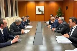 دیدار سفرای ایران، چین و روسیه با گروسی