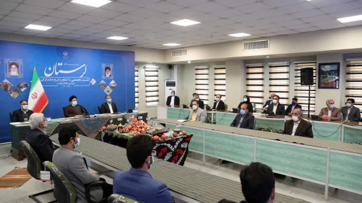 نیازمند راهاندازی صنایع تبدیلی هستیم تا از خامفروشی جلوگیری شود/ صادرات گیاهان دارویی میتواند ارزآوری زیادی برای کشور داشته باشد