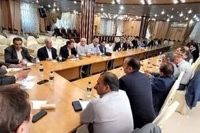 پیشنهاد کواکبیان به پزشکیان: با ترامپ ملاقات کنید