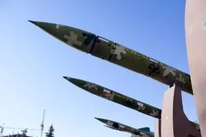 تصاویر موشک‌ و پهپاد تازه ایران که در رسانه‌های آمریکا ترکید/ ببینید