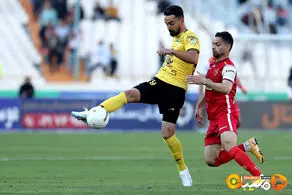 توهین زشت و زننده یک پرسپولیسی به ستاره استقلالی سپاهان!