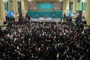 رهبر انقلاب: زن، کارگزار خانه نیست، مدیر است/ حق مهم و بزرگ زن در خانه «نفی هر گونه خشونت علیه او» است 