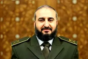 فرمانده‌ کل مسلحین کراواتی شد! + عکس