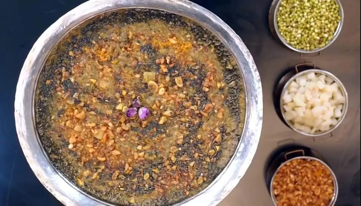 طرز تهیه آش کلم قمری مخصوص این  روزهای سرد