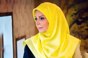 جنجال جدید مجری زن صداوسیما با تیپ زننده و منشوری خود/ صبا راد هدیه لاکچری‌اش را گرفت و روسری را از سر برداشت!+ عکس عجیب
