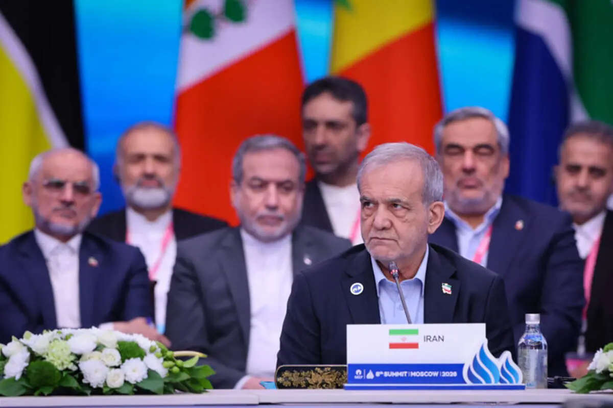 وزیر خارجه: ماجراجویی نظامی در خلیج فارس امنیت انرژی جهان را تهدید می‌کند