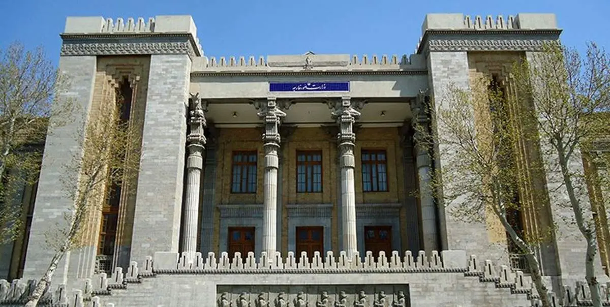 توهین به رئیسی توسط نشریه «شارلی ابدو»/ ایران واکنش نشان داد