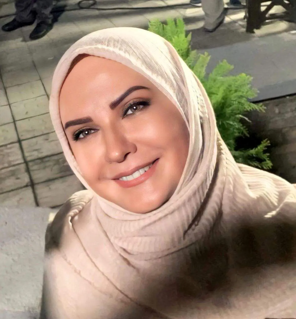 لعیا زنگنه در ۵۸ سالگی می درخشد/ عکس