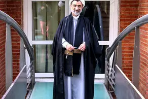 دبیر جدید شورای عالی انقلاب فرهنگی که تا به حال به سینما نرفته کیست؟| او با تیرکمان به پای زنان بی‌حجاب می‌زده!
