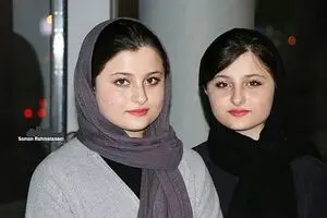سارا و نیکا فرقانی‌اصل دوقلوهای پایتخت چهره شان را تغییر دادند/ عکس