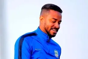 رقیب استقلال مهاجم برزیلی به خدمت گرفت