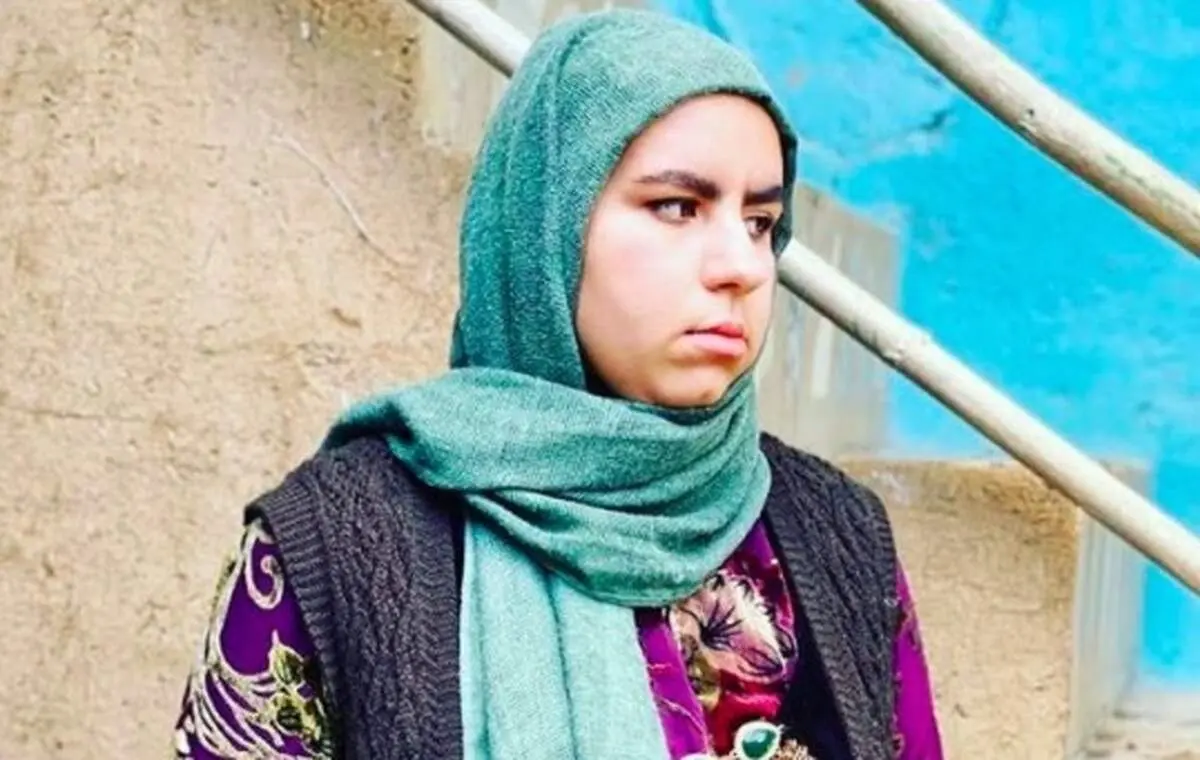 چهره واقعی و متفاوت روناکِ سریال «نون خ» / عکس
