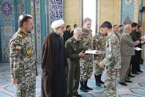 اعطای عطیه فرمانده معظم کل قوا به دانش‌آموختگان دانشگاه افسری پدافند هوایی خاتم‌الانبیاء