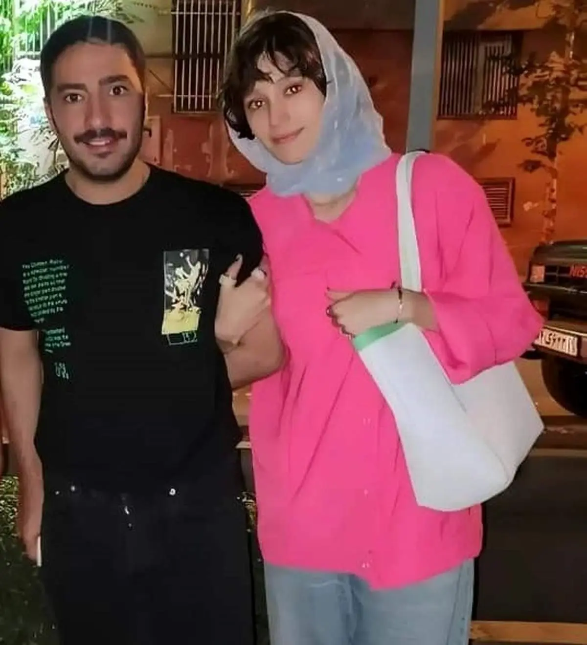 نوید محمد زاده و فرشته حسینی با یک عکس جنجالی جدید صدرنشین حاشیه سازی شدند!/ تصویر را ببینید