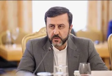 دیدار و گفتوگوی معاون حقوقی و بینالمللی وزارت امور خارجه با والی هرات