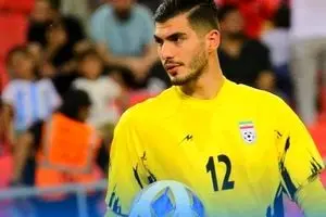 لحظات عاشقانه گلر استقلال و همسرش وایرال شد/ ببینید