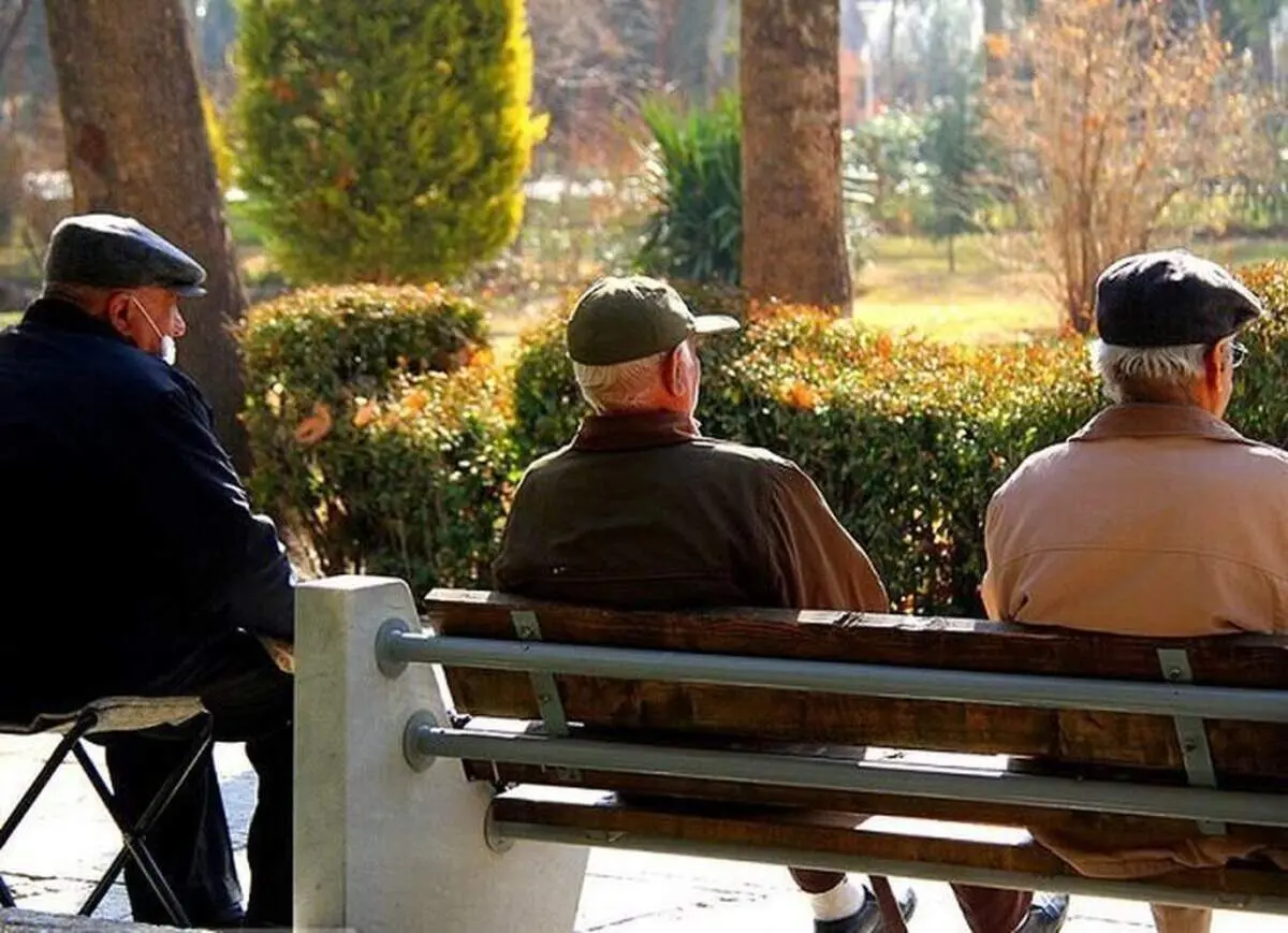 چرا افزایش ۲۰ درصدی حقوق اعمال نشد؟/ بازنشستگان بخوانند