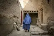 گریه و زاری دردناک یک زن در پی تجاوز گروهی به او